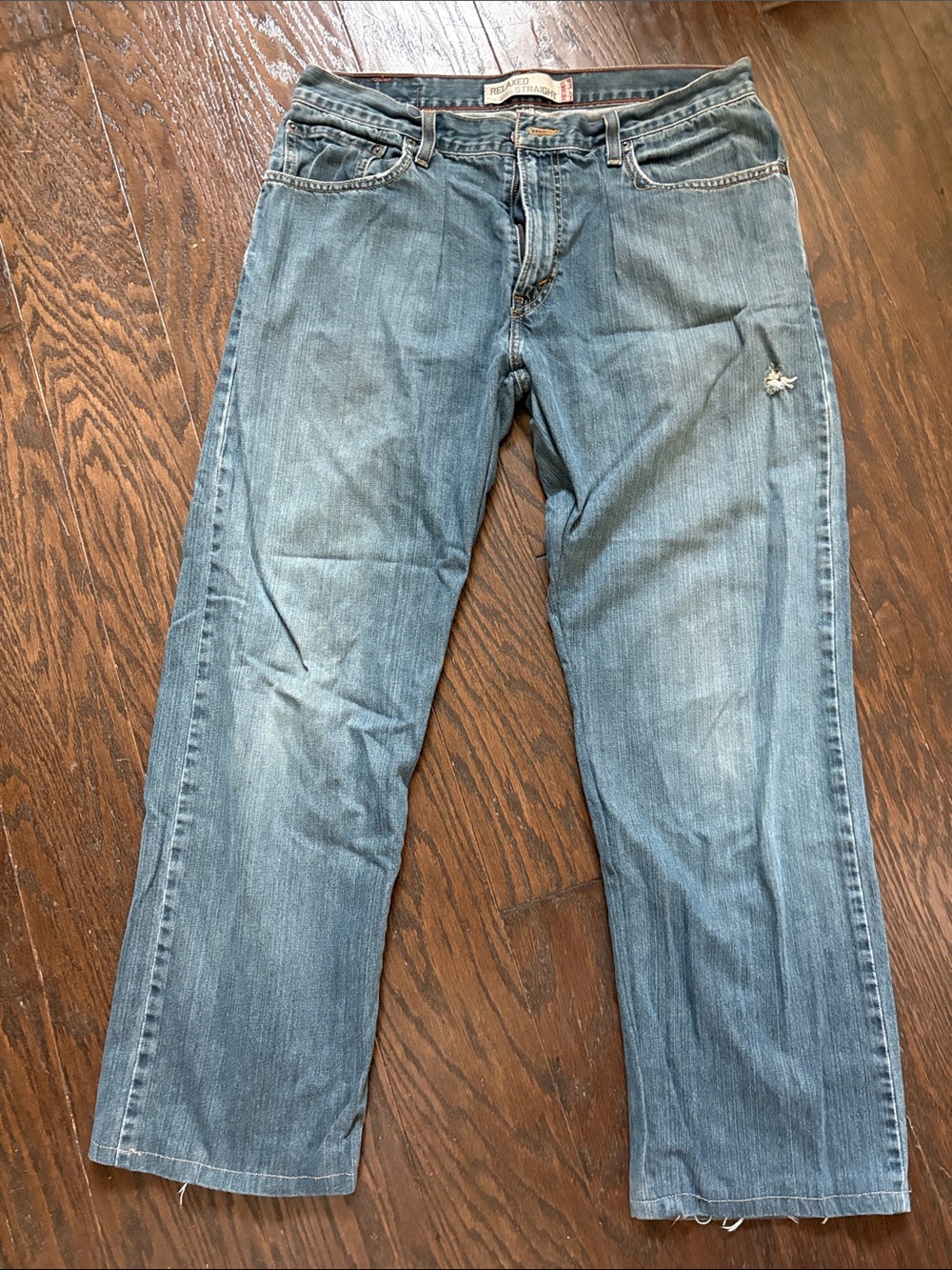 Men's Light Blue Straight-Leg Levi’s Jeans